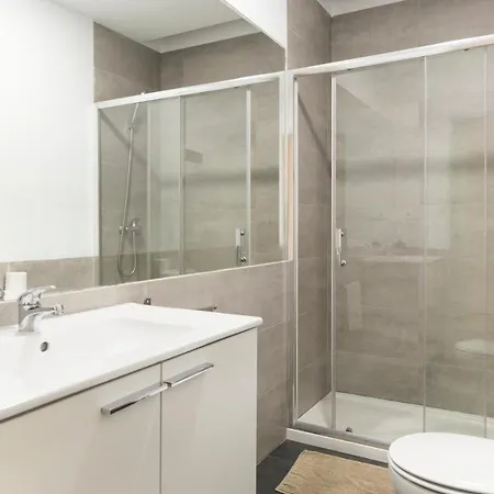 Houze 7Br Apartment In Lisbon'S Lapa District